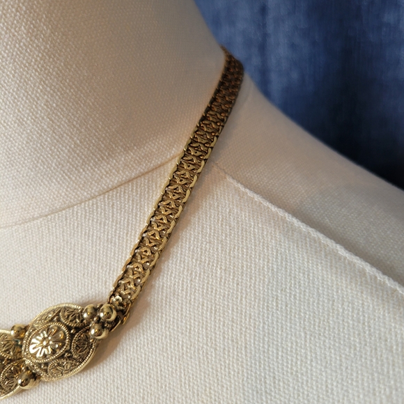 Vintage Elegant Gold-Tone Necklace And Earings. In Box, Chunky, Monet Carrole - Picture 5 of 7